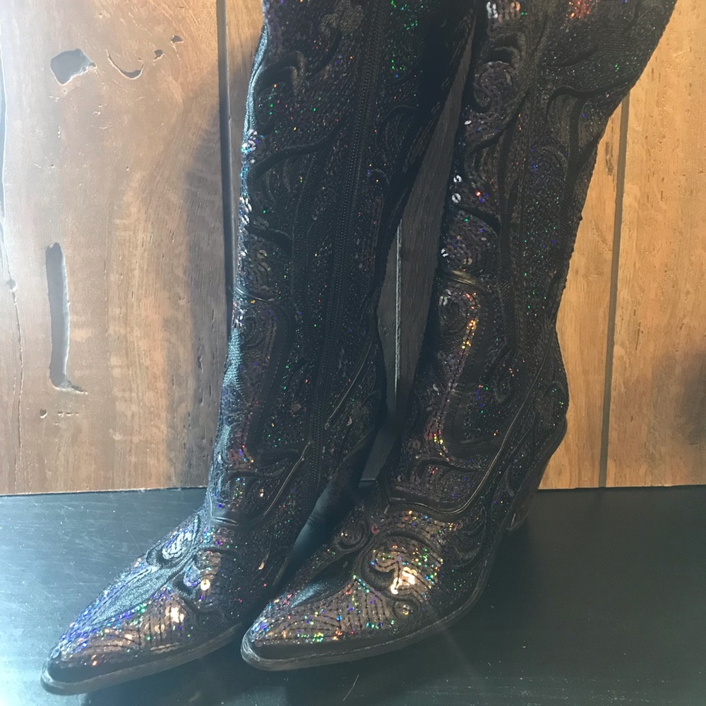 Helens Heart Tall Boots Size 5 or Big Kids Sz 3